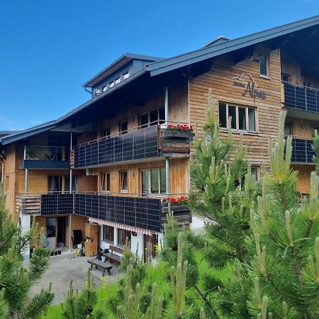 Gaestehaus Alpina Riezlern Exterior foto