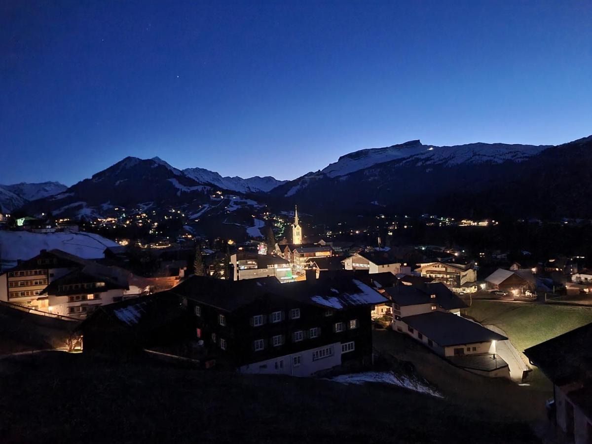 Gaestehaus Alpina Riezlern Exterior foto
